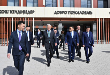 Опубликован видеообзор рабочей поездки Главы государства в Акмолинскую область