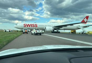 Аэропорт Астаны возобновил работу после экстренной посадки самолета