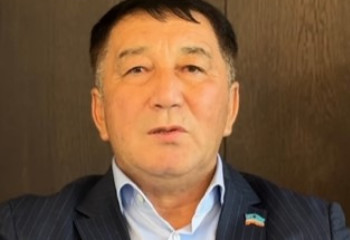 Бокстан Қазақстан ерлер құрамасының жаңа бас бапкері Қайрат Сәтжанов видеоүндеу жасады