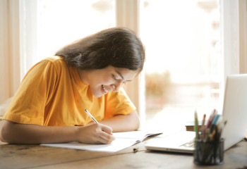 Білім грантынсыз қалғандар тегін оқуы үшін не істеу керек