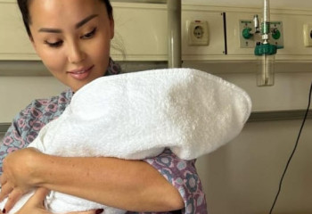 «Бір айда екінші сәби»: Баян Мақсатқызы тағы ана атанды