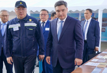 Үкімет басшысы Жетісу облысының ауыл шаруашылығы саласы мен өнеркәсіптік әлеуетінің дамуын тексерді