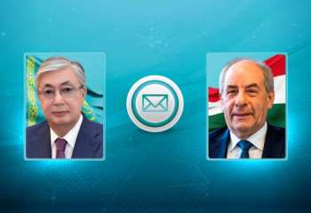 Kassym-Jomart Tokayev congratulates President of Hungary on Saint Stephen’s Day