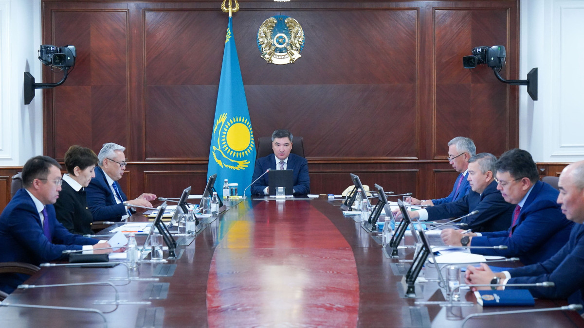 Kazakh PM orders to ensure readiness of CHPPs, networks and social facilities for heating season