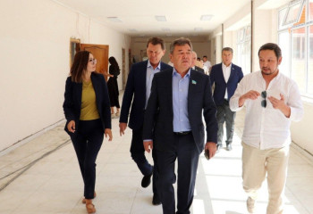 Мәжілісмендер Қызылорда мектептеріндегі құрылыс пен жөндеу жұмыстарын тексерді