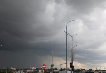 Бұршақ, жел, тұман: 22 тамызға арналған ауа райы болжамы