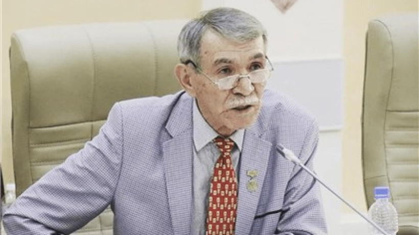  жеке мұрағаттан 