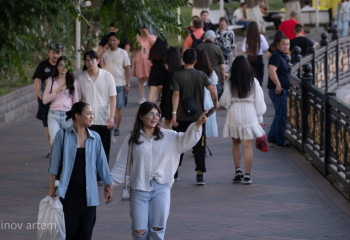 Всеобщее декларирование охватит около 13 млн казахстанцев - аналитика