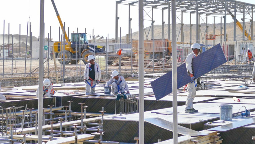  Өнеркәсіп министрлігі 