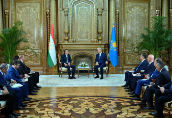 Тоқаев Тәжікстан премьер-министрі Кохир Расулзодамен кездесті