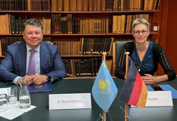Казахстан и Германия подписали проекты в сфере образования, водных ресурсов и сельского хозяйства