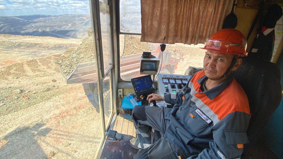  Шубарколь комир 