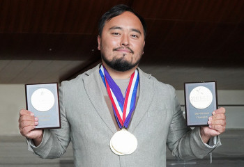 Ербол Тәжібаев АҚШ-та өткен таланттар олимпиадасында бас жүлде алды