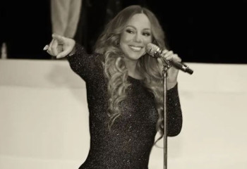 Танымал әнші бір күнде анасы мен әпкесінен айырылды