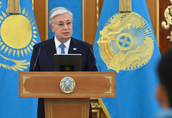 Кез келген легионер жас әрі болашағынан көп үміт күттіретін атлеттеріміздің жолын кеседі – Тоқаев