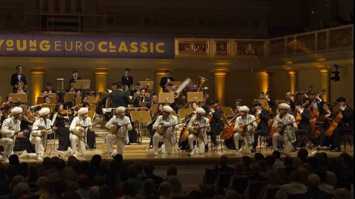  Ministry of Culture and Information 