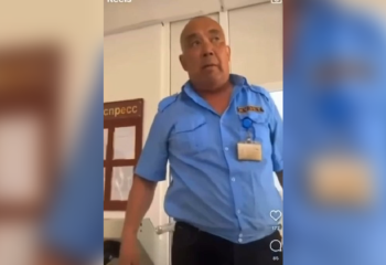 «Бомжсың»: Атырауда блогерлерден ауыр сөз естіген күзетшінің қан қысымы көтеріліп, көз жұмды