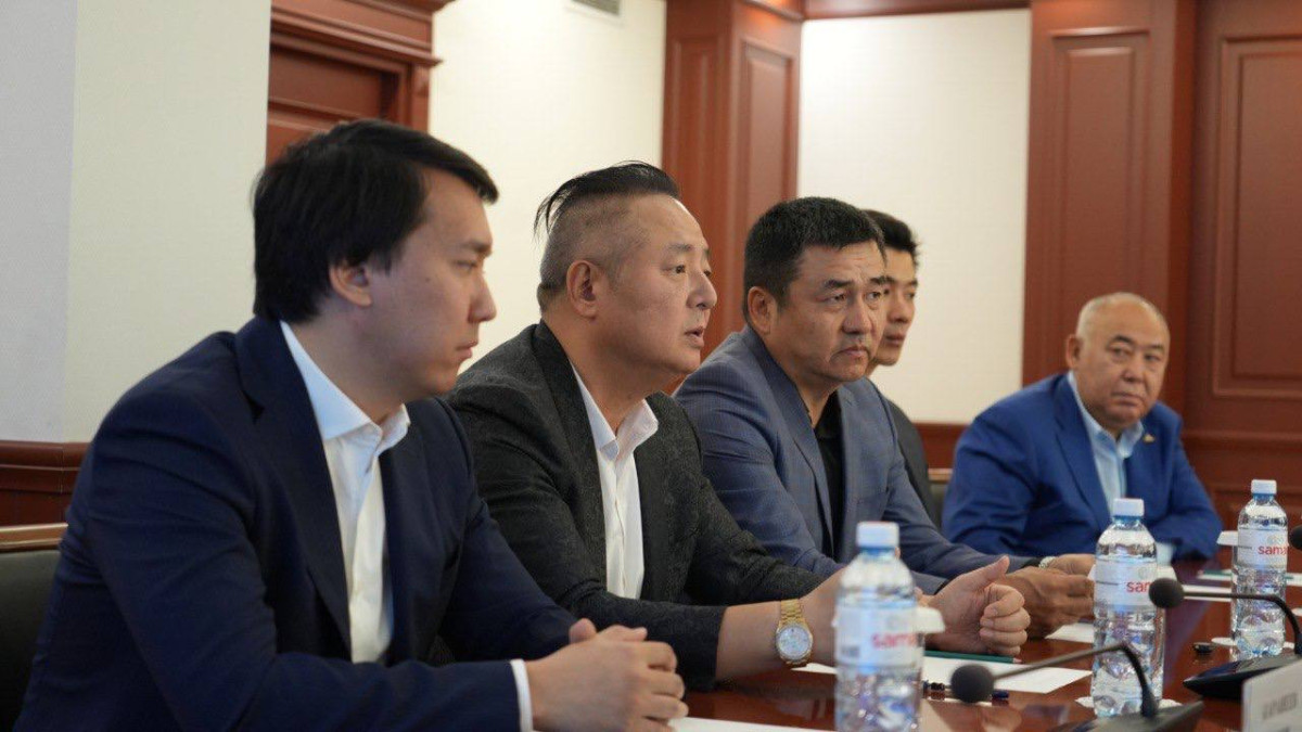  Министерство туризма и спорта РК 