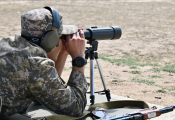 Самых точных военнослужащих определили на чемпионате по стрельбе из табельного оружия