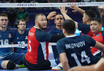 Паралимпийские игры в Париже-2024: казахстанские волейболисты стартовали с победы