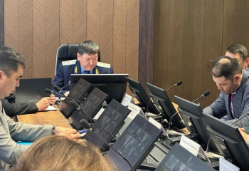 Психически больных эксплуатировал на стройке директор интерната в области Абай