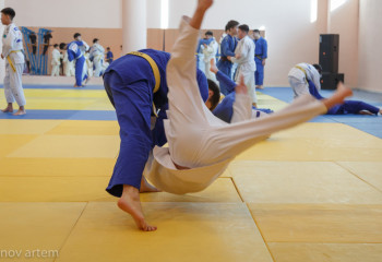 Казахстанские дзюдоисты завоевали шесть медалей в первый день чемпионата Азии среди кадетов