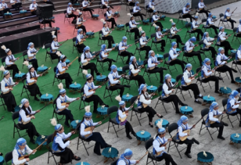 Павлодарлық жас домбырашылар Қазақстанның рекордтар кітабына енді