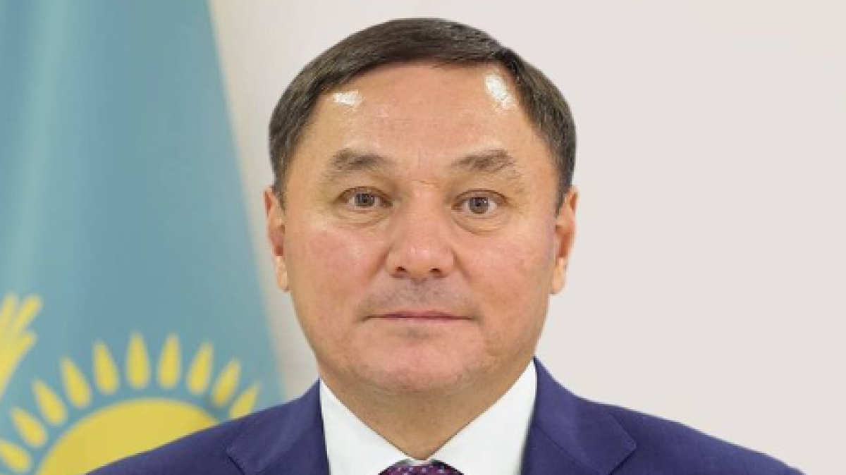  instagram.com/ermek_marzhyqpaev 