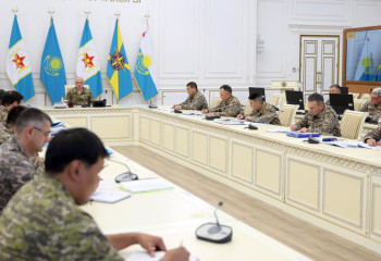 Қорғаныс министрі: Әскери педагогтардың мәртебесі арттырылуы тиіс