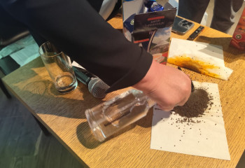 Конфеты с бактериями и чай с красителями. Контрафакт угрожает здоровью казахстанцев