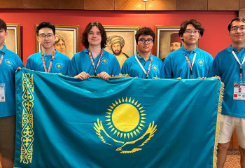 Казахстанские школьники завоевали 4 медали на Международной олимпиаде по информатике IOI-2024