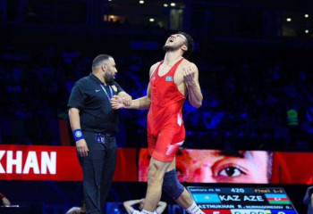 Казахстанский борец вольного стиля вышел в полуфинал чемпионата мира