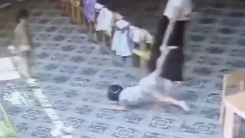  видеодан алынған кадр 