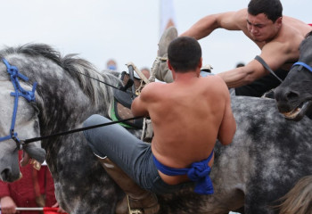 Второй день Игр кочевников принес Казахстану 14 золотых, 3 серебряных и 8 бронзовых медалей