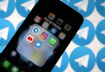 Australia mulls ban on children using social media