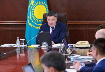 Олжас Бектенов провел заседание Межведомственной комиссии по профилактике правонарушений