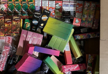 Продавца электронных сигарет задержала полиция в Актобе