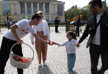 Рекорд  Гиннесса по яблочному компоту хотят установить на фестивале Apple Fest в Алматы