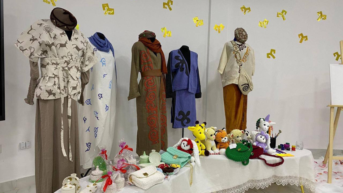  Мәдениет және ақпарат министрлігі 