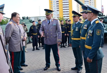 Қарулы күштер танкистер күнін атап өтті