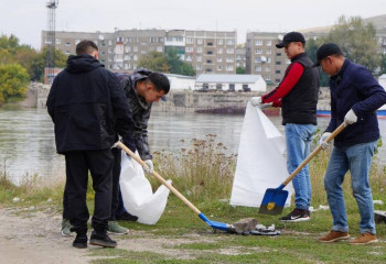 Масштабный субботник прошёл в ВКО