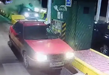 Алматы облысында ақылы жол терминалында көлік апатынан жүргізуші қайтыс болды