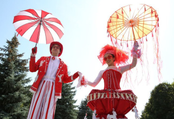 Фестиваль Apple Fest в Алматы: рекордный компот, ярмарка и культурные мероприятия
