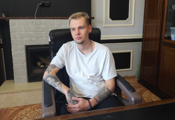 Человеческое достоинство как ключ к избавлению от зависимости: интервью с консультантом