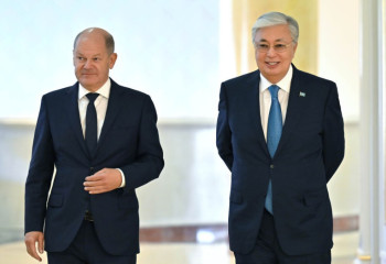 Tokayev and Scholz hold talks in expanded format