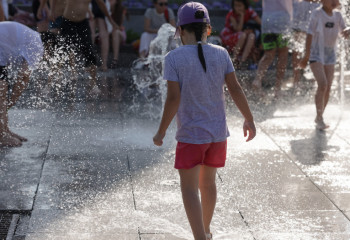 Өскеменнің жаңа тарихын жазып жатыр