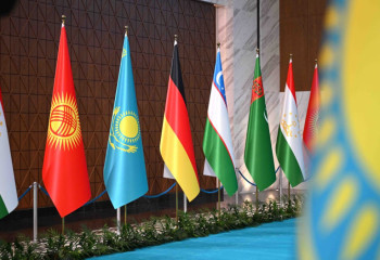 Лидеры Центральной Азии и канцлер Германии прибыли на встречу во Дворец Независимости