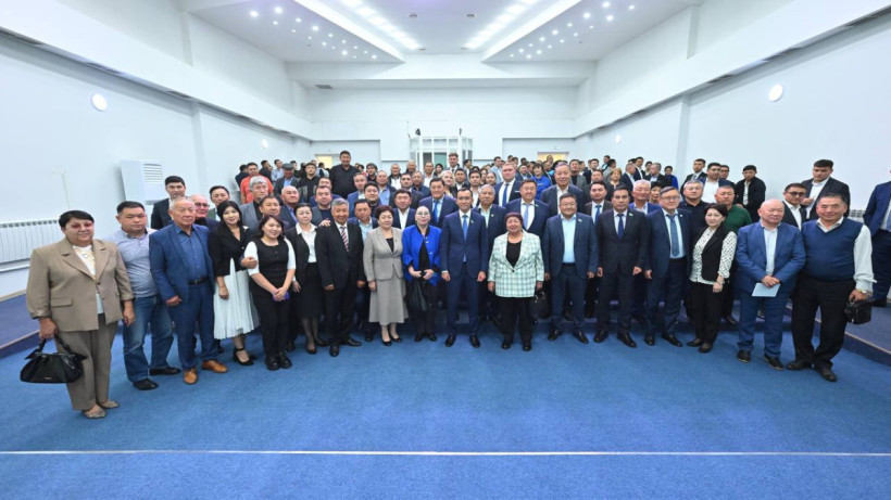  Сенаттың баспасөз қызметі 