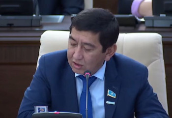 «Өзім білемдікке» салып отыр». Зайытов халықтан қашатын шенеуніктерге ескерту жасады