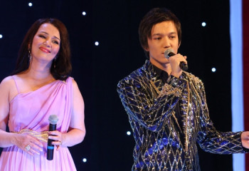 «Жақсы жаңалық...». Димаш Құдайбергеннің анасы қашан келін түсіретінін айтты